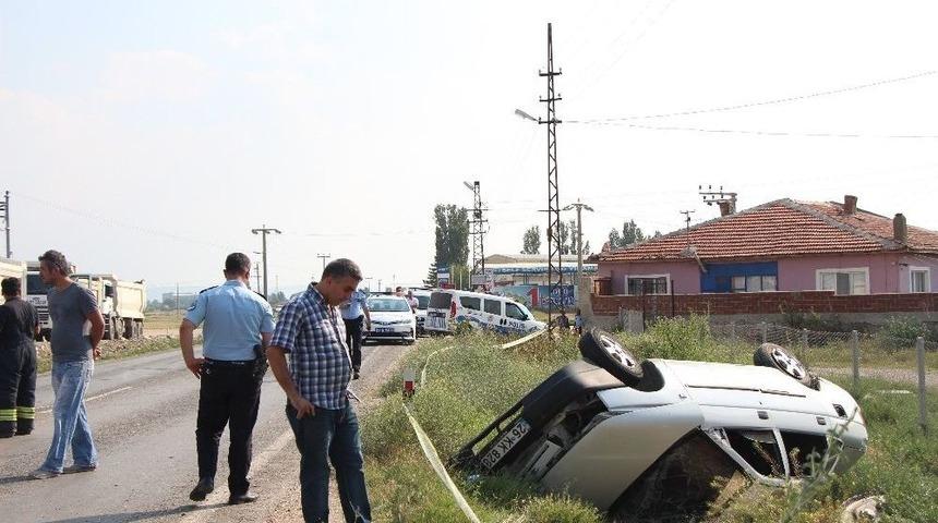Eskişehir&rsquo;de Trafik Kazası; 2 &Ouml;l&uuml; 2 Ağır Yaralı