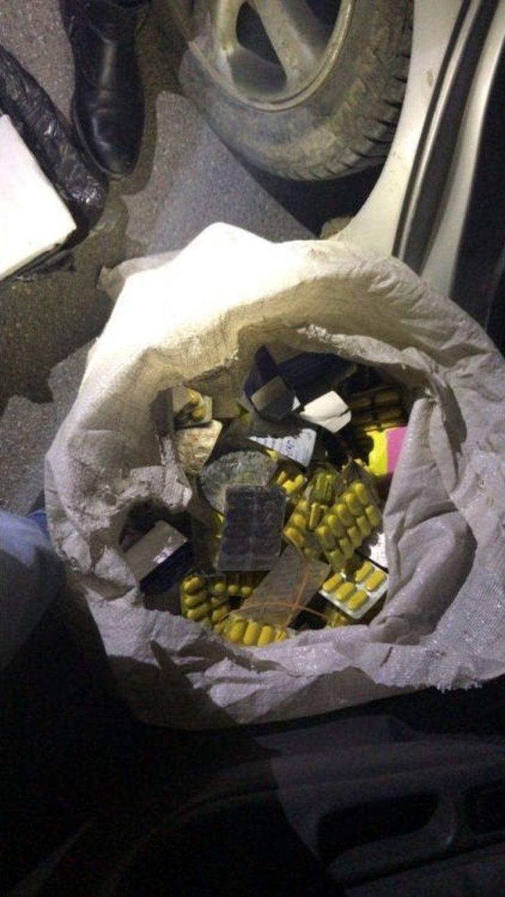 Van’da 53 Bin 605 Adet Kaçak Hayvan İlacı Ele Geçirildi G5