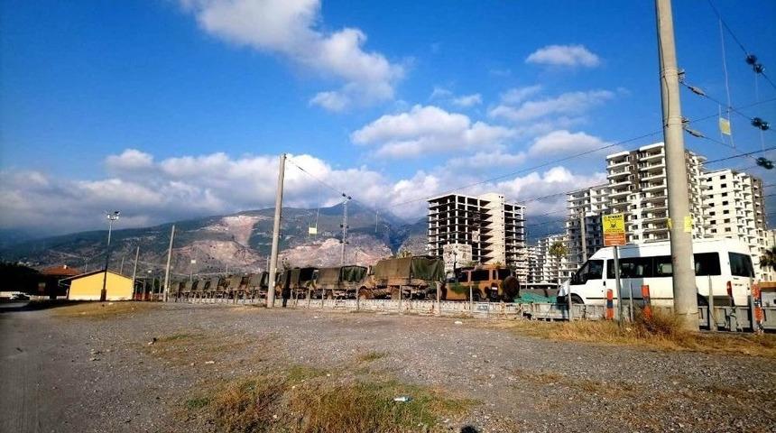 Hatay&rsquo;da Askeri Ara&ccedil;larda N&ouml;bet Değişimi
