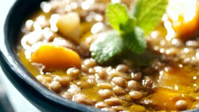 Kişnişli Yeşil Mercimek Çorbası