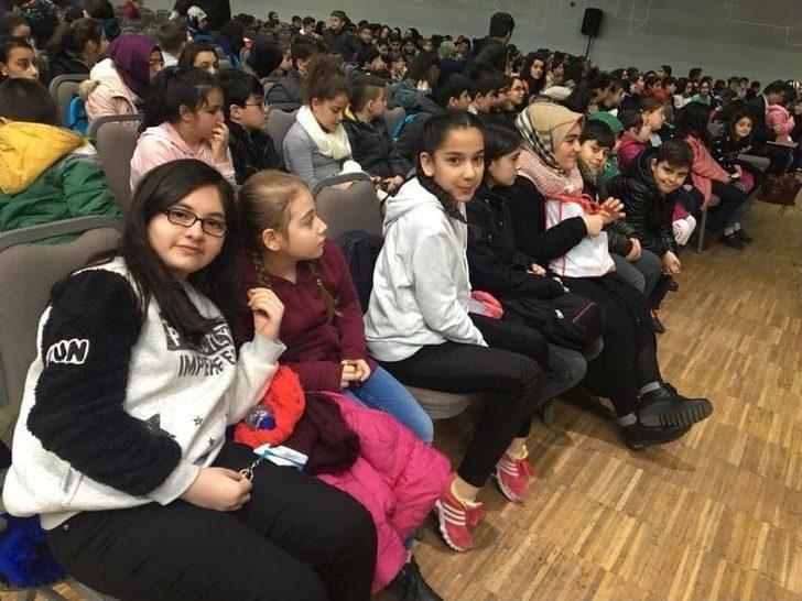 Eyüpsultanlı Öğrenciler Yazarlarla Buluşmaya Devam Ediyor G2