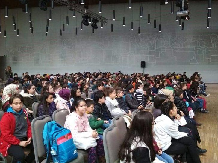 Eyüpsultanlı Öğrenciler Yazarlarla Buluşmaya Devam Ediyor G5