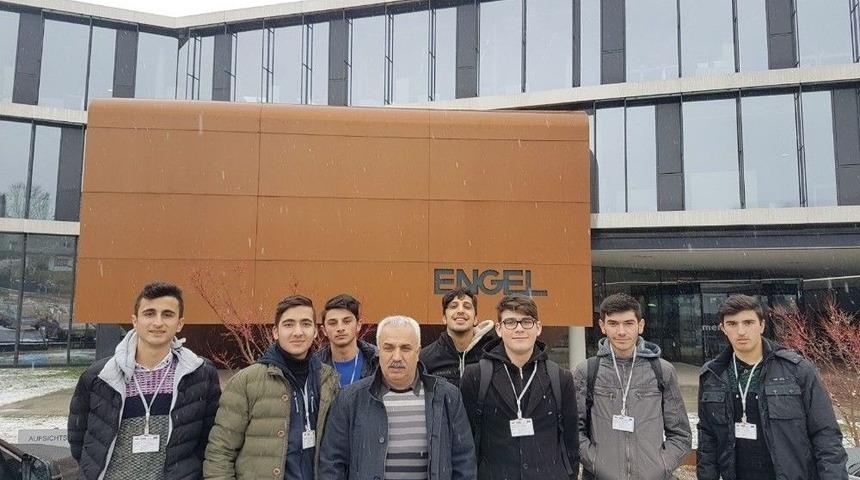 Turhallı Öğrenciler Almanya’da Staj Yapıyor