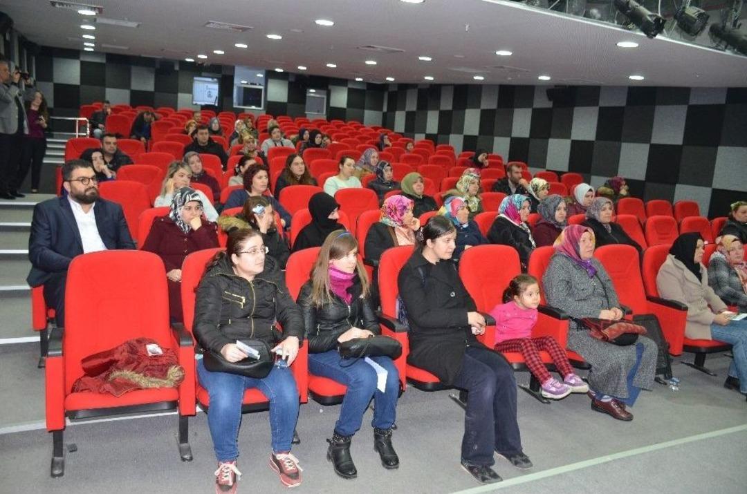 Bilecik&rsquo;te T&uuml;p Bebek Konferansı