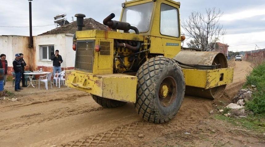 Belenyaka Mahallesinde Yol &Ccedil;alışması Başladı