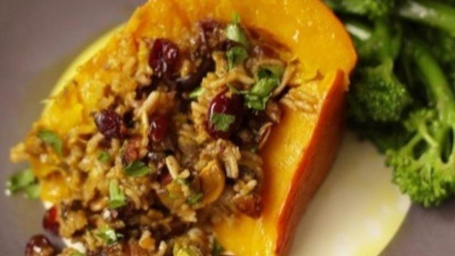 Fırında Bal Kabak İçinde Pilav