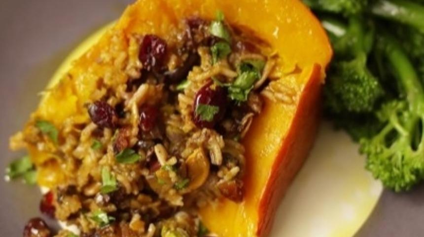 Fırında Bal Kabak İçinde Pilav