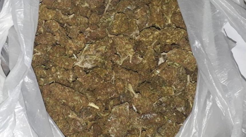 Uyuşturucu Taciri İ&ccedil;ki Aleminde Yakalandı