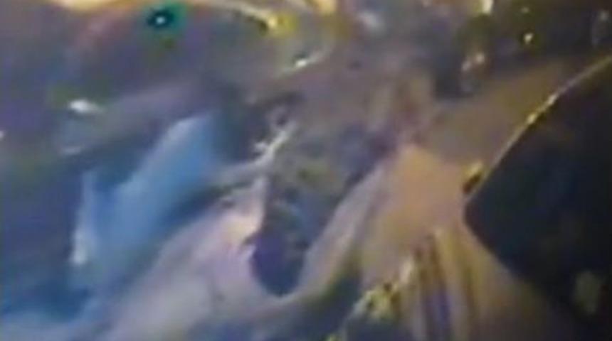 (&ouml;zel) Kadık&ouml;y&rsquo;de Oto Galeriye Dadanan Hırsızlar Kamerada