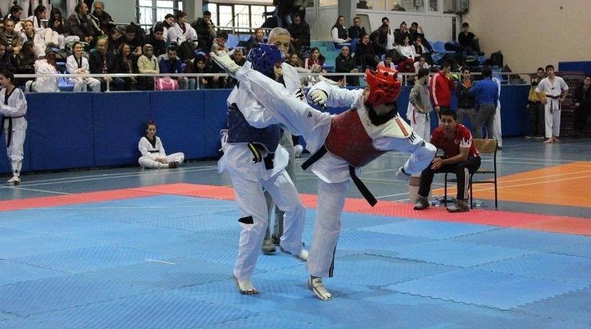 Osmangazi&rsquo;li Tekvandocular G&ouml;z Doldurdu