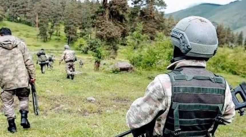 Süper Kobraları Duyan Pkk’lılar Telsiz İle Yalvardı: "bizi Biran Evvel Çıkartın"