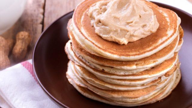 Yerfıstığı Ezmeli ve Muzlu Krep