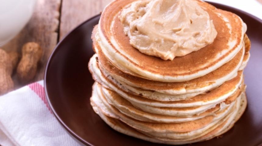 Yerfıstığı Ezmeli ve Muzlu Krep