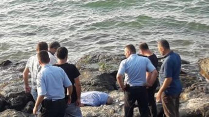 Giresun&rsquo;da Kayalıklardan Denize D&uuml;şen Yaşlı Adam Hayatını Kaybetti