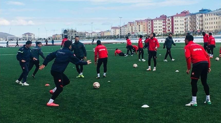 Kars 36 Spor Zorlu Dönemece Girdi