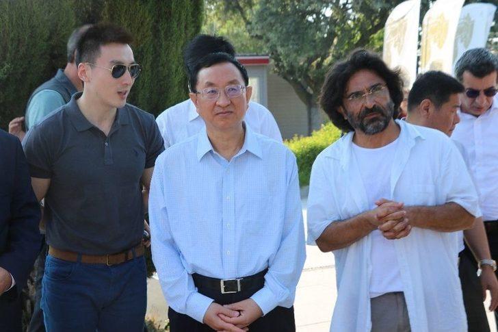 Çin’in Kültür Ve Turizm Bakanı Shugang’dan Troya Antik Kenti’ne Ziyaret G1