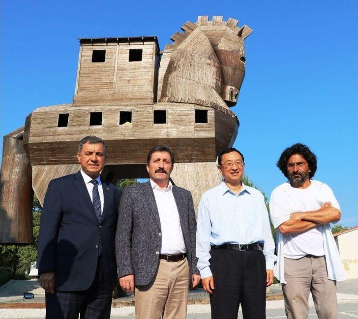 Çin’in Kültür Ve Turizm Bakanı Shugang’dan Troya Antik Kenti’ne Ziyaret G2