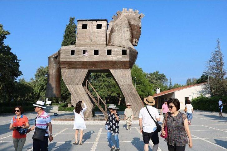 Çin’in Kültür Ve Turizm Bakanı Shugang’dan Troya Antik Kenti’ne Ziyaret G3