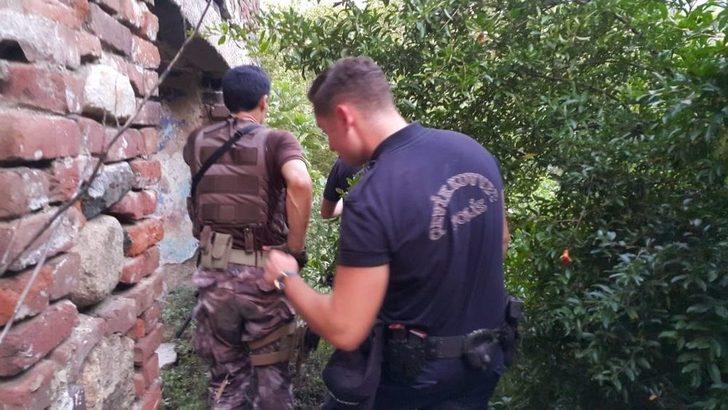 İç Çamaşırının İçinden Uyuşturucu Çıktı G5