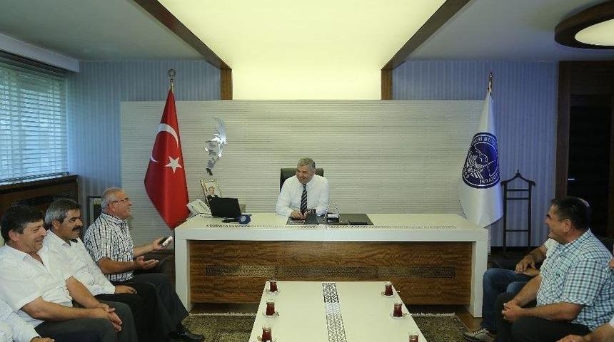 Yahyalılı Muhtarlar Başkan &Ccedil;elik&rsquo;i Ziyaret Etti