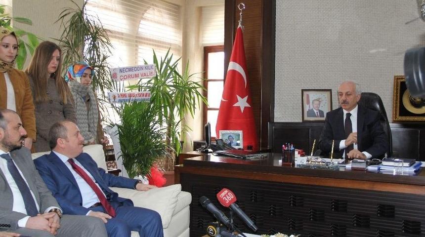 Ak Parti Teşkilatlarından G&uuml;l&rsquo;e Kutlama