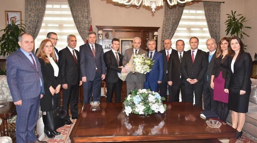 Vali G&uuml;ven&ccedil;er: "vergi Bilinci Her Ge&ccedil;en Yıl Giderek Y&uuml;kseliyor"