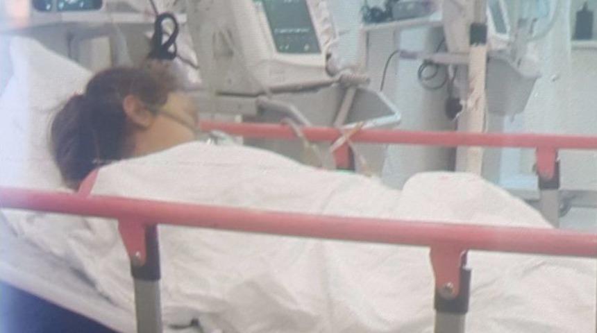 Karaciğer Yetmezliği &Ccedil;eken Suriyeli K&uuml;&ccedil;&uuml;k Kız Hastane Yolunda &Ouml;ld&uuml;