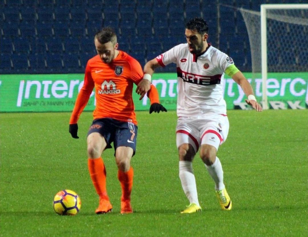 Spor Toto S&uuml;per Lig: Medipol Başakşehir: 1 - Gen&ccedil;lerbirliği: 1 (ma&ccedil; Sonucu)