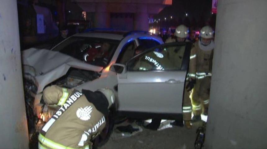 Maltepe&rsquo;de Sıkışmalı Trafik Kazası: 1 Yaralı