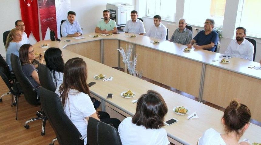 Yusuf Şerefoğlu Sağlık Bilimleri Fak&uuml;ltesinde Devir Teslim Yapıldı