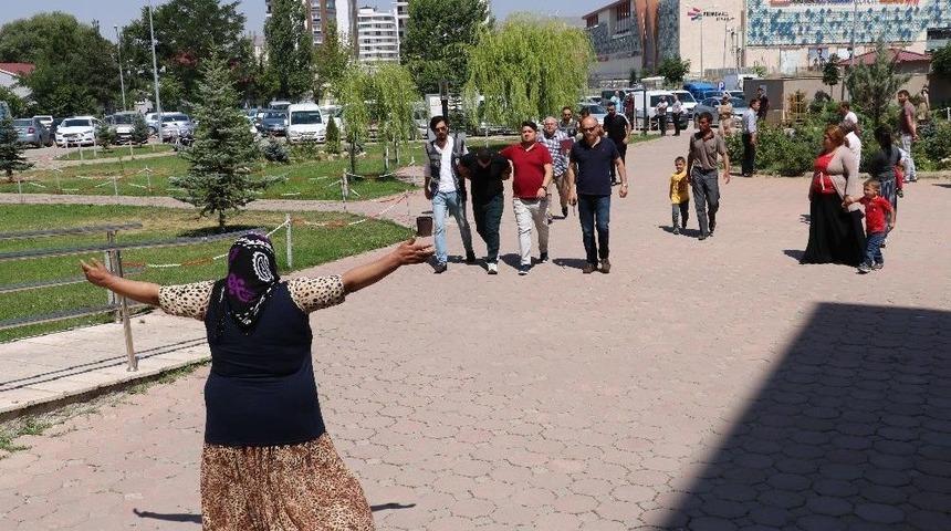 Sivas&rsquo;ta Soygun Zanlıları Adliyede