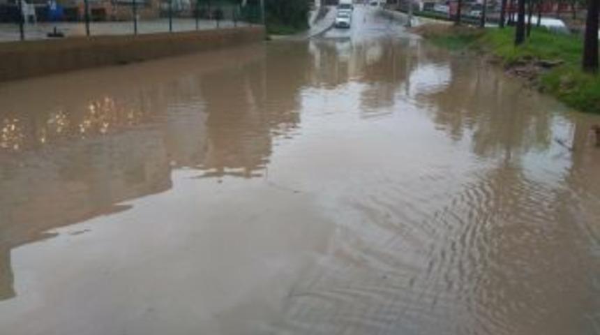 Aski&rsquo;den Yağmur Suyu Sorununa Anında M&uuml;dahale