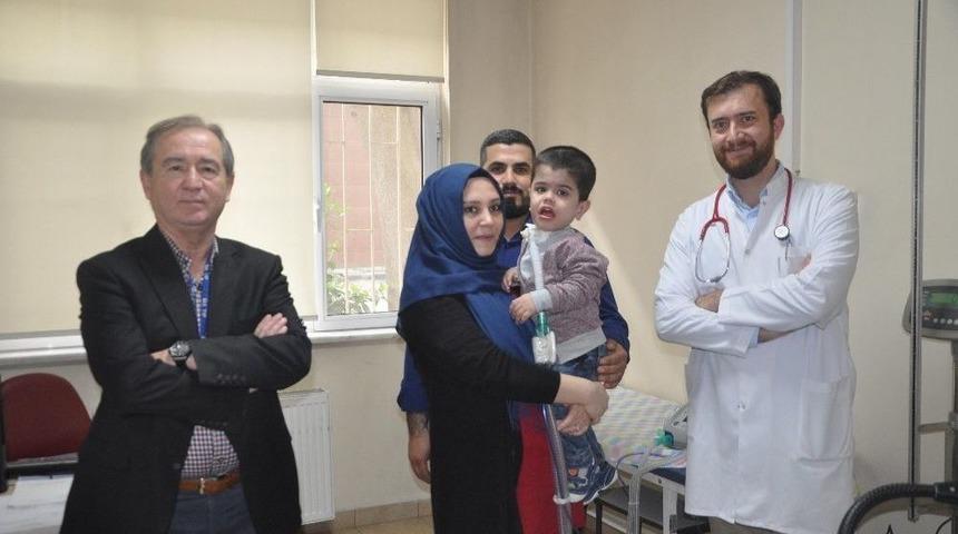 Egeli Hekimler, Hamza Bebeğe Nefes Oldu