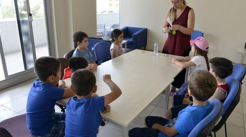 Yaz D&ouml;nemi &Ccedil;ocuk Kursları İle &Ccedil;ocuklar Eğlenerek &Ouml;ğreniyorlar