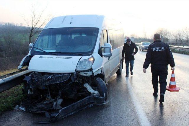 150 Metre Takla Atan Otomobilden Burnu Bile Kanamadan Çıktı