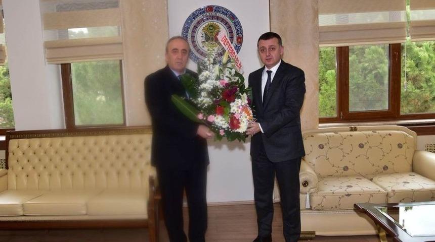 Vali B&uuml;y&uuml;kakın, Defterdar Şahin İle Bir Araya Geldi