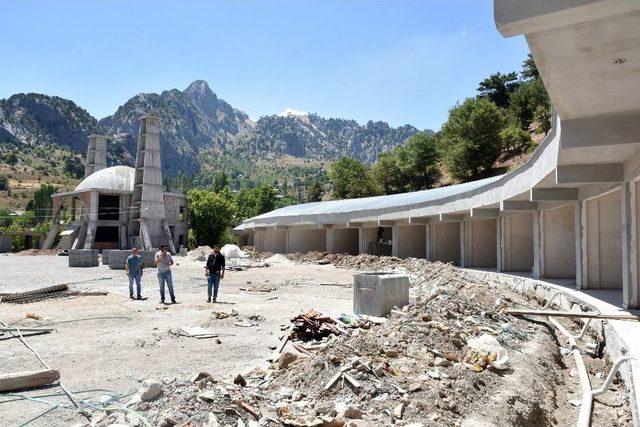 Alanya Çayarası Yaylası’na Yeni Çarşı Ve 500 Kişilik Cami