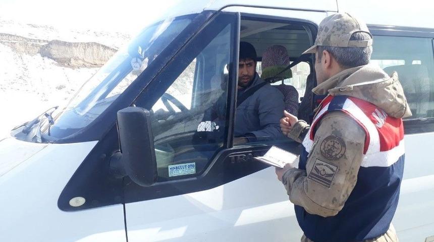 Jandarmadan &lsquo;&ccedil;ocuklarımız G&uuml;vende&rsquo; Uygulaması