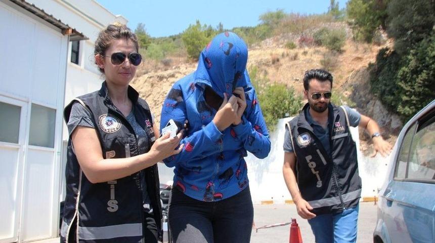 Adnan Oktar’ın ’kediciği’ Bodrum’da Güneşlenirken Gözaltına Alındı