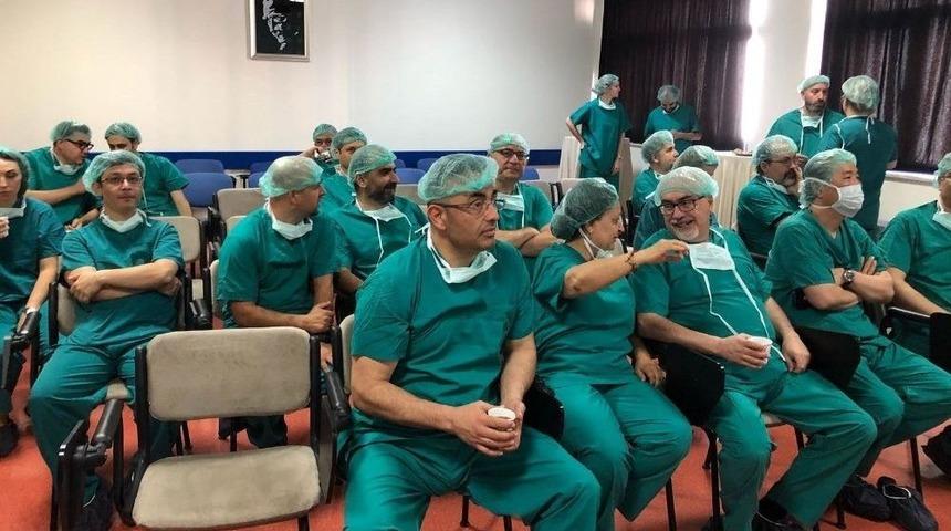 T&uuml;rk Ve G&uuml;ney Koreli Doktorlardan Ortak Workshop