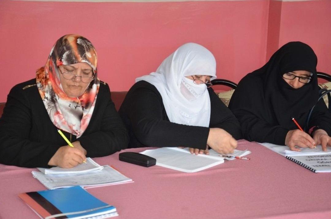 Muş&rsquo;ta Okuma Yazma Seferberliği