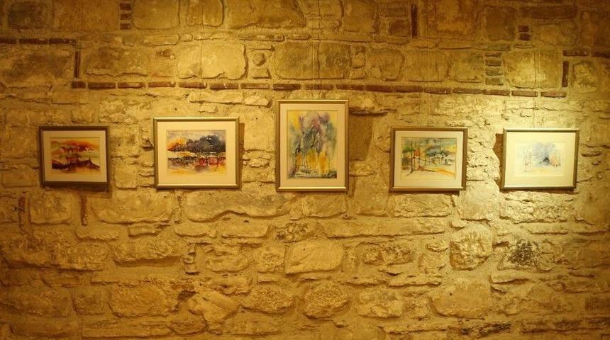 &rsquo;esintiler&rsquo; Resim Sergisi Kuşadası&rsquo;nda A&ccedil;ıldı