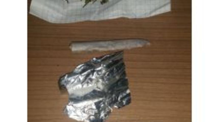 Kuşadası&rsquo;nda Uyuşturucu Operasyonu; 5 G&ouml;zaltı