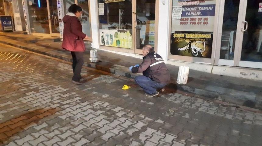 Kavga Sonrası Pencereden Aşağıya D&uuml;şen Şahıs Yaralandı