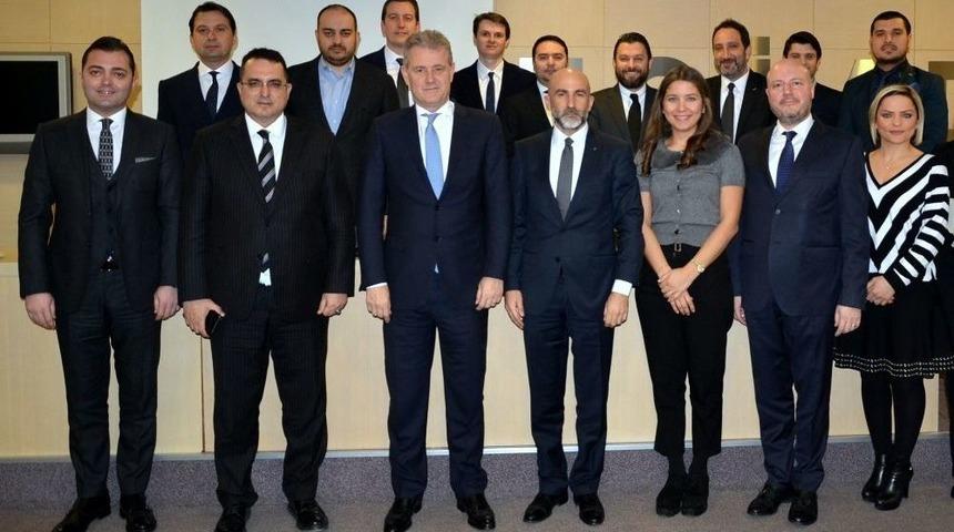 &Ouml;zgener, &ldquo;kente Borcumu &Ouml;demek İstiyorum&rdquo;