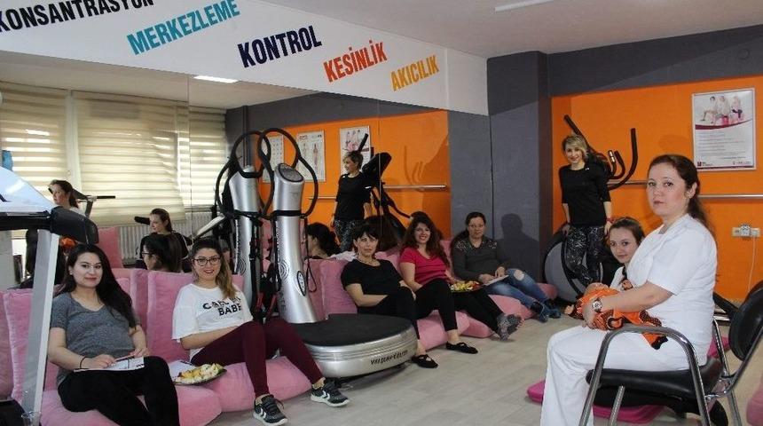 Gebelik Pilatesi Sonrası &Ouml;zel Emzirme Eğitimleri