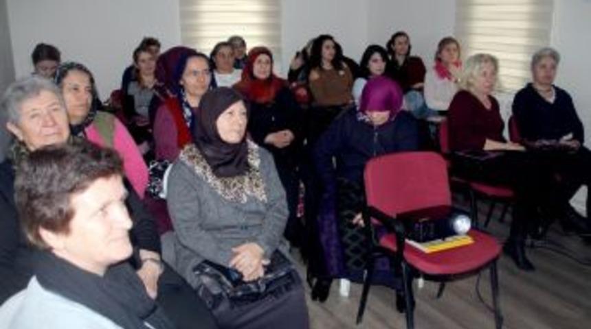 &Ccedil;ankayalı Kadınlar Kadın Sağlığı At&ouml;lyesinde Bir Araya Geldi