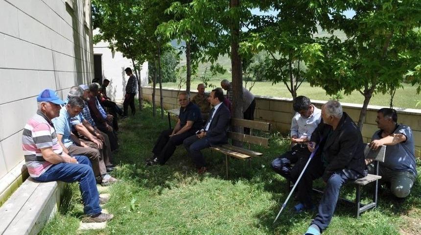 Kaymakam Erdoğan&rsquo;ın K&ouml;y Ziyaretleri S&uuml;r&uuml;yor