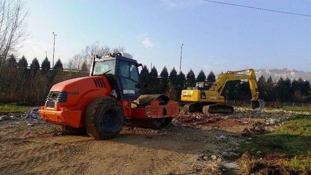 İzmit’te Çevre Düzenleme Çalışmaları Devam Ediyor