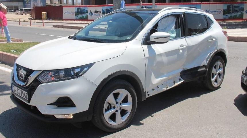 Elazığ&rsquo;da Trafik Kazası: 2 Yaralı